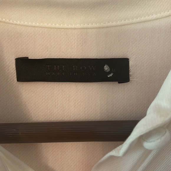 The Row button down - Picture 2 of 9